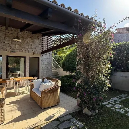 Villa Sarah Elegance And Relaxation Cala Sinzias